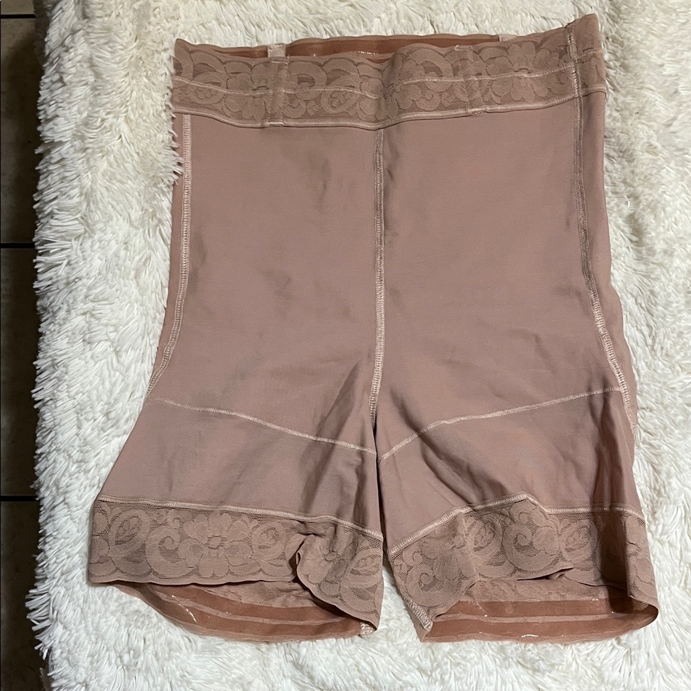Lace Trim High-Waist Shapewear Shorts